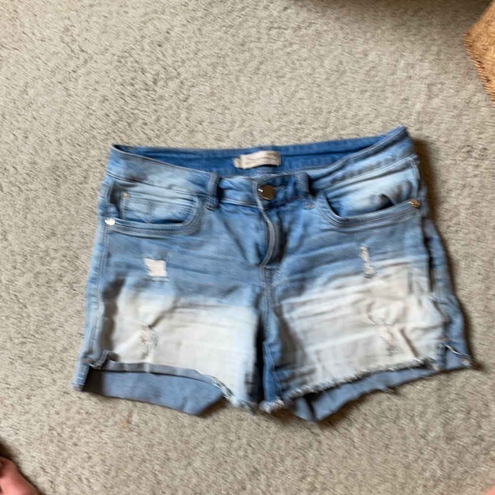 Seven distressed cut offs